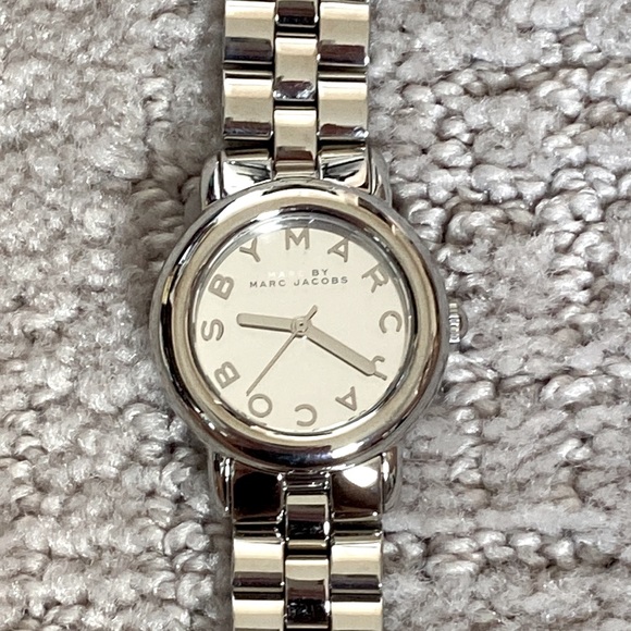 Marc by Marc Jacobs stainless steel watch - Picture 2 of 6